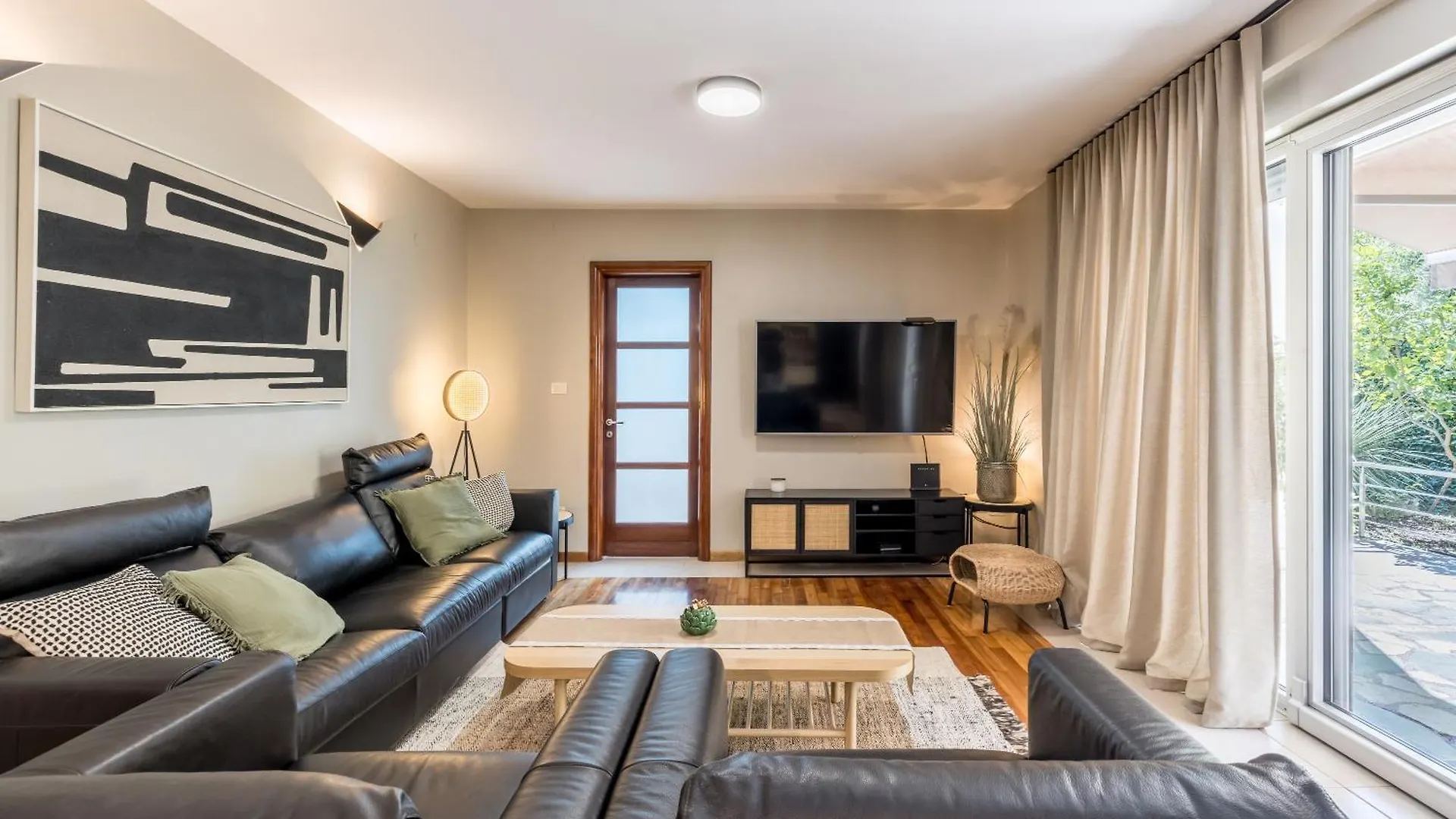 Appartamento Green Oasis By Bacvice Beach, Private Parking & Garden - Casa Moro Spalato